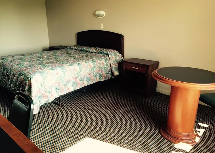 Lewis & Clark Motor Motel