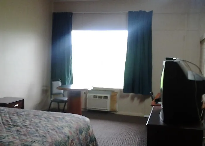 Lewis & Clark Motor Motel *